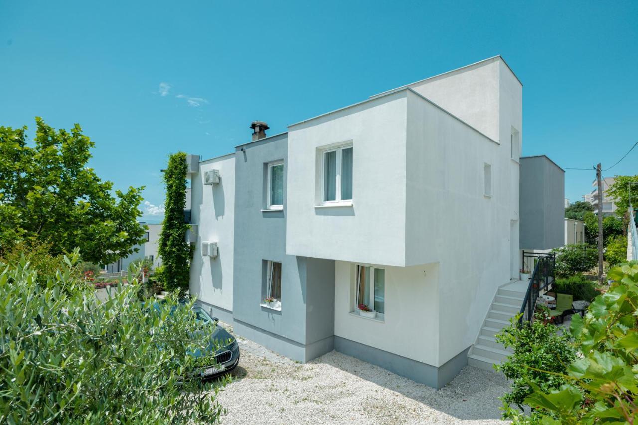 Apartments Marusic Макарска Екстериор снимка