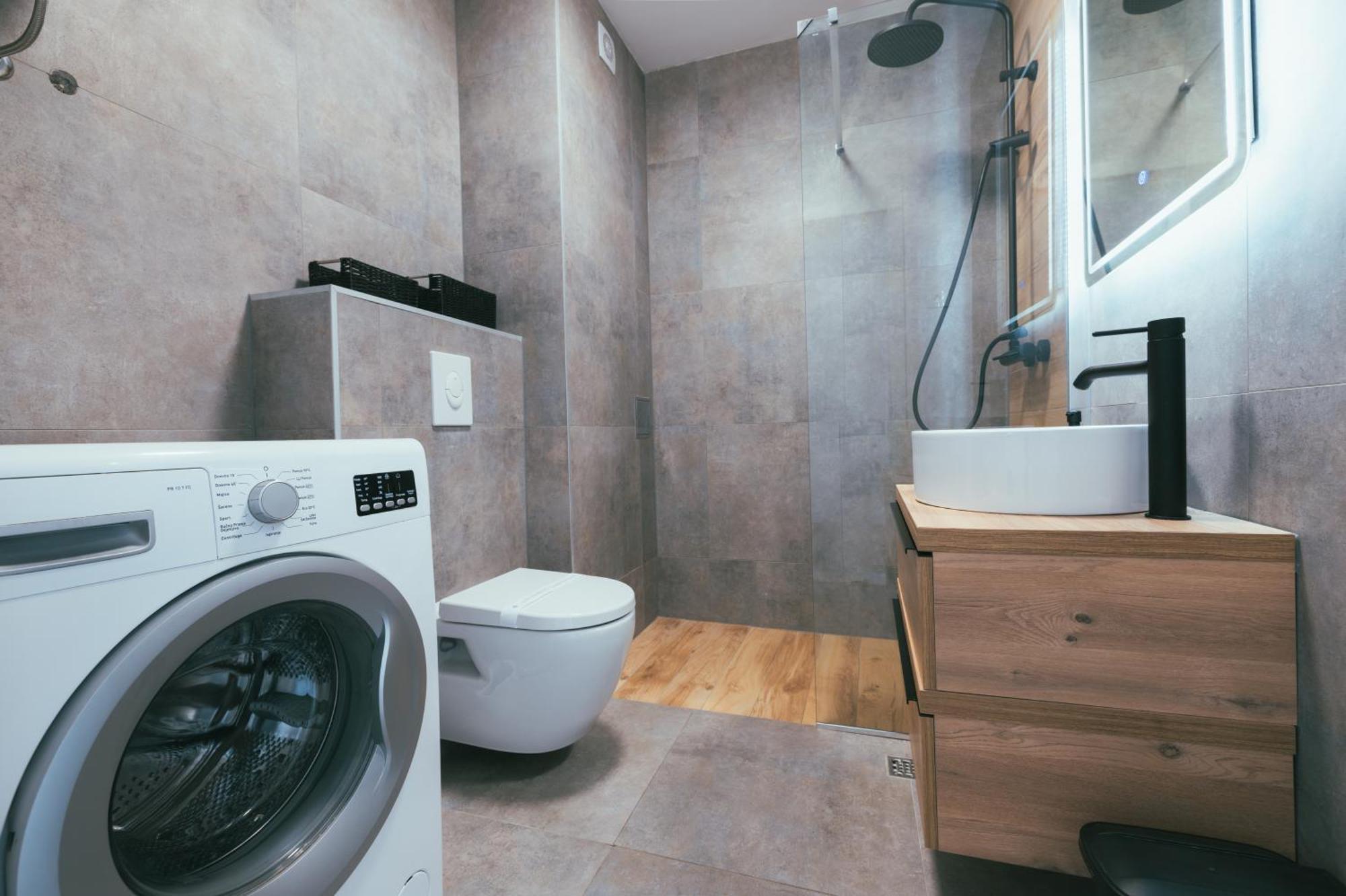 Apartments Marusic Макарска Екстериор снимка