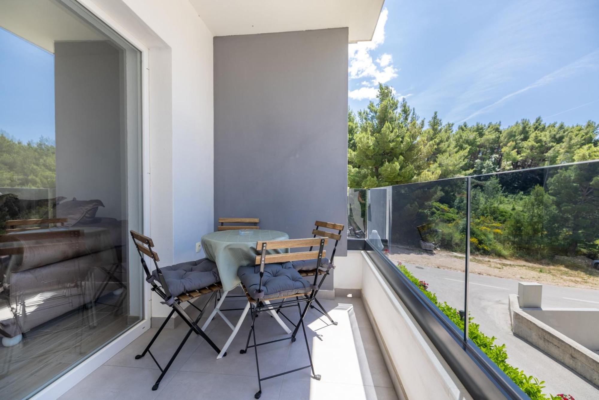 Apartments Marusic Макарска Екстериор снимка