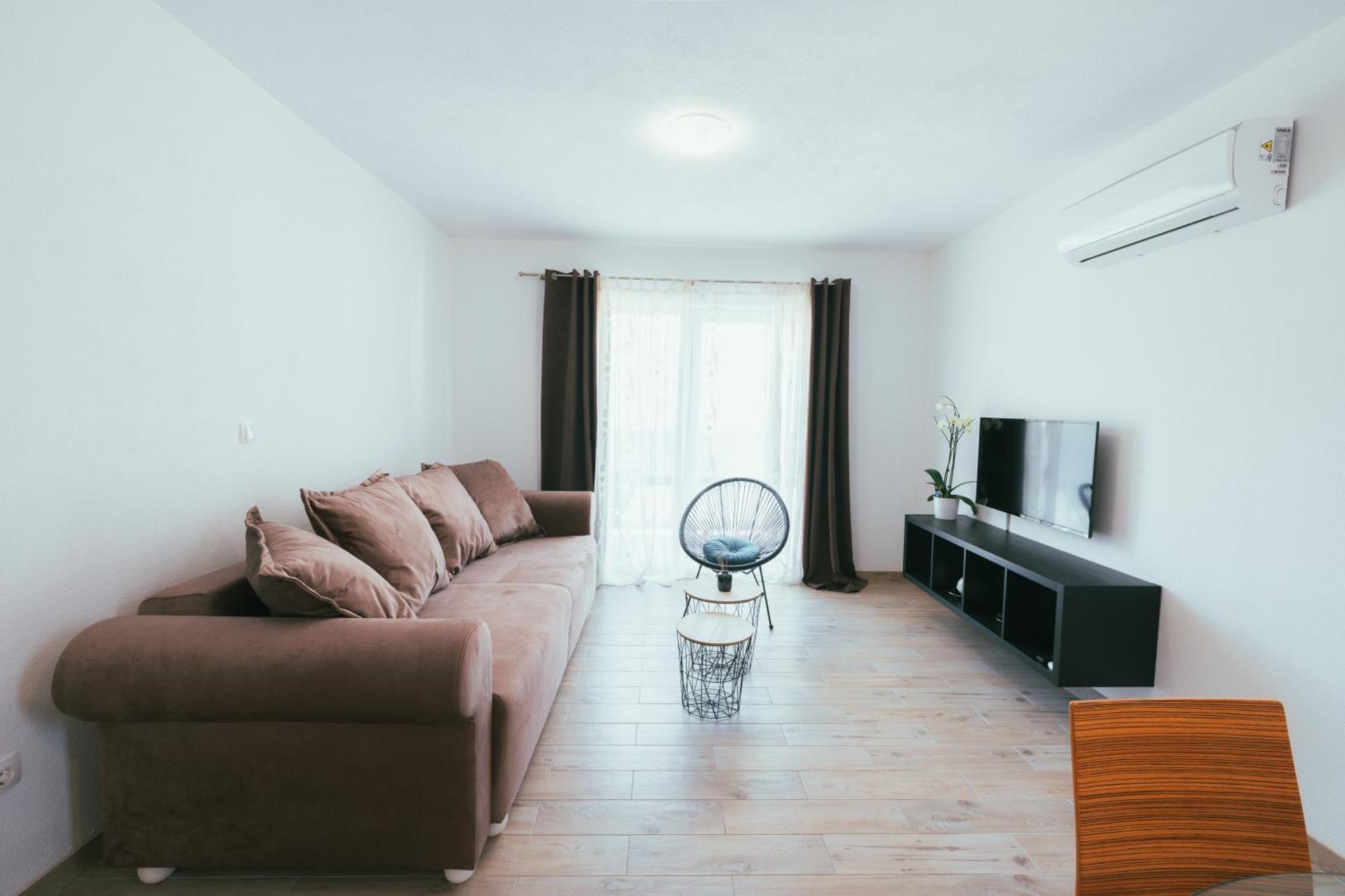 Apartments Marusic Макарска Екстериор снимка